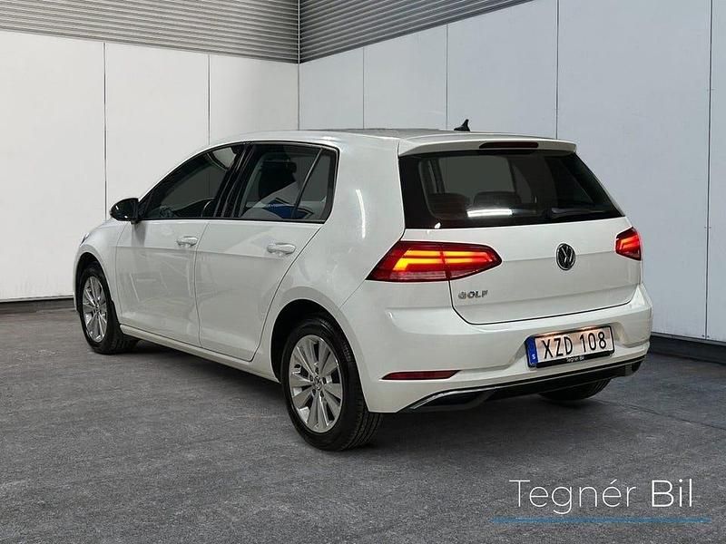 Begagnad VW Golf VII 110 HK (80 kW) 2018 Vit