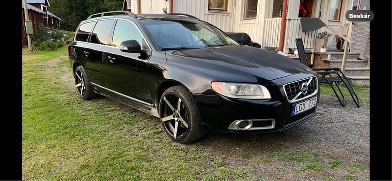 Svart Begagnad 2011 Volvo V70 Momentum Kombi | 35 000 kr (Bra pris) - Bild 1/2