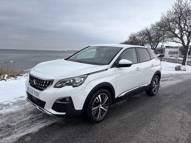 Okänd Begagnad 2017 Peugeot 3008 Allure SUV | 149 900 kr (Marknadspris) - Bild 1/4