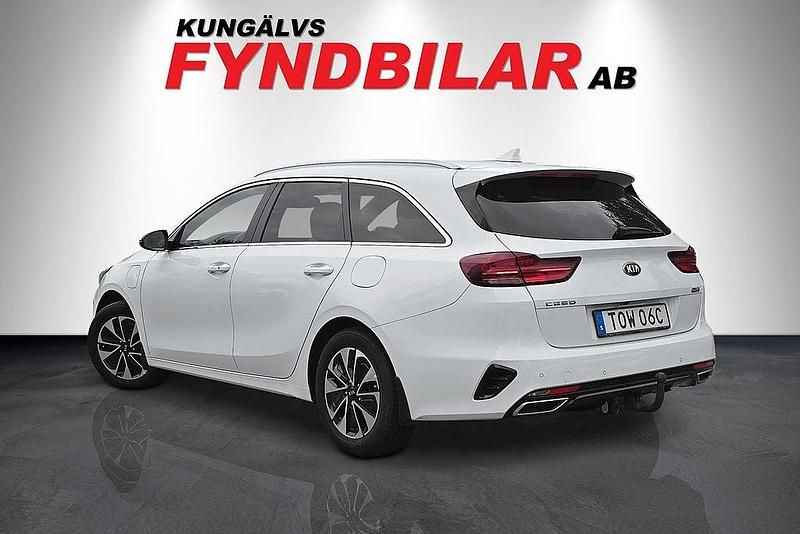 Begagnad Kia Ceed Sportswagon 142 HK (104 kW) 2020 Vit Kombi