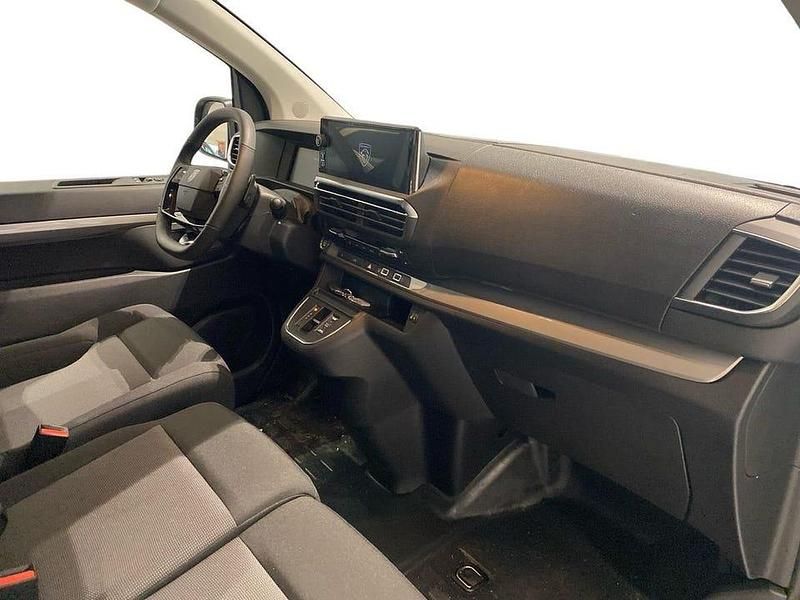 Begagnad Peugeot e-Expert 100 kW (137 HK) 2024 Vit Van