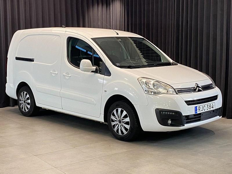 Vit Begagnad 2016 Citroën Berlingo Van | 119 000 kr - Bild 1/4