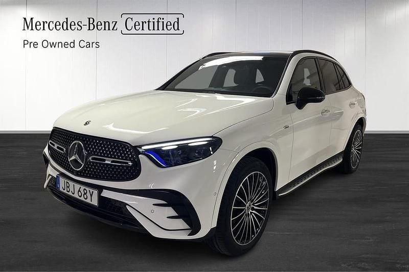 Vit Begagnad 2025 Mercedes GLC300 SUV | 799 900 kr - Bild 1/4