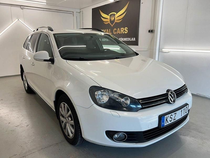 Vit Begagnad 2010 VW Golf Kombi | 55 990 kr (Marknadspris) - Bild 1/4
