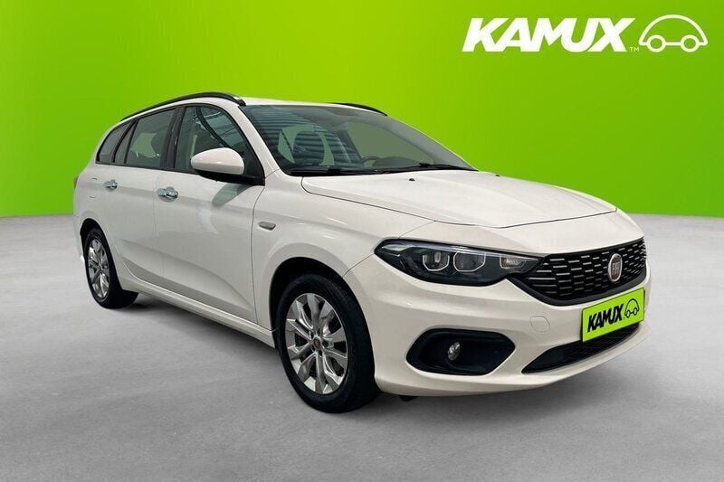 Vit Begagnad 2017 Fiat Tipo Kombi | 119 800 kr (Marknadspris) - Bild 1/4