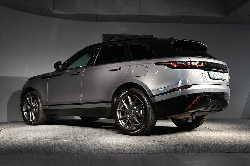Begagnad Land Rover Range Rover Velar SE Dynamic 404 HK (297 kW) 2023 Grå SUV