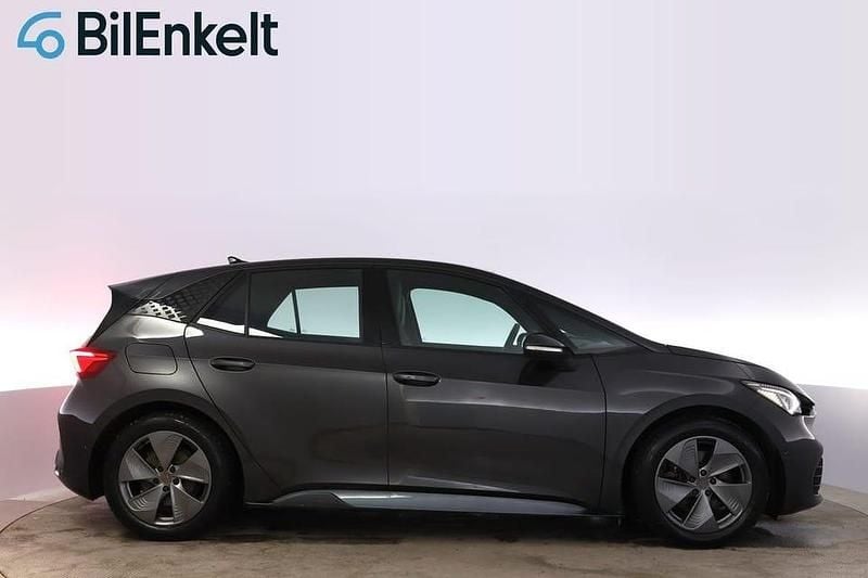 Begagnad Cupra Born 150 kW (204 HK) 2023 Halvkombi