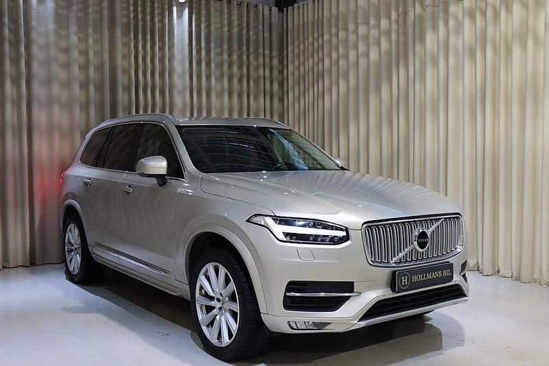 Begagnad Volvo XC90 Inscription 224 HK (164 kW) 2015 Ljusbrun SUV