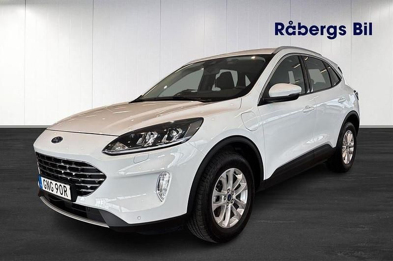 Vit (frozen white) Begagnad 2022 Ford Kuga Titanium SUV | 269 800 kr (Lite dyr) - Bild 1/4