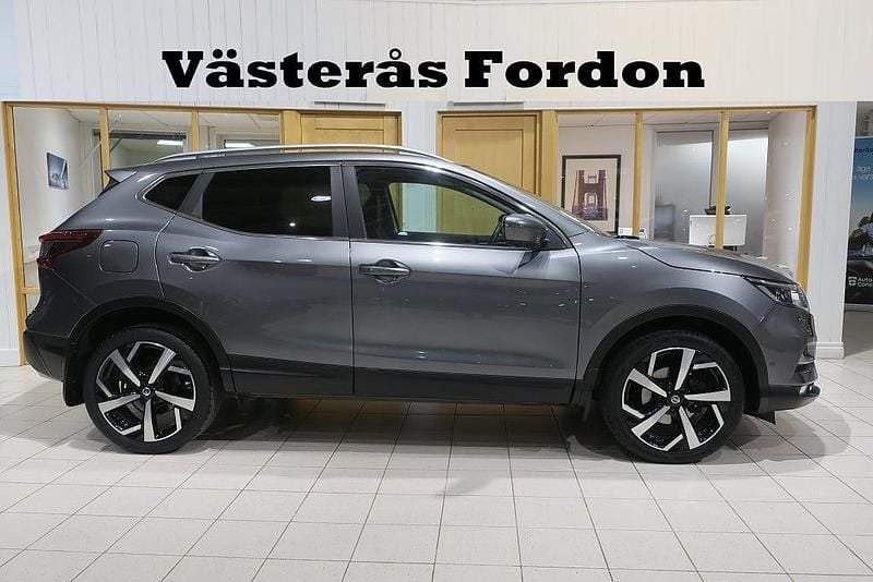 Grå Begagnad 2018 Nissan Qashqai 360º SUV | 199 900 kr (Marknadspris) - Bild 1/4