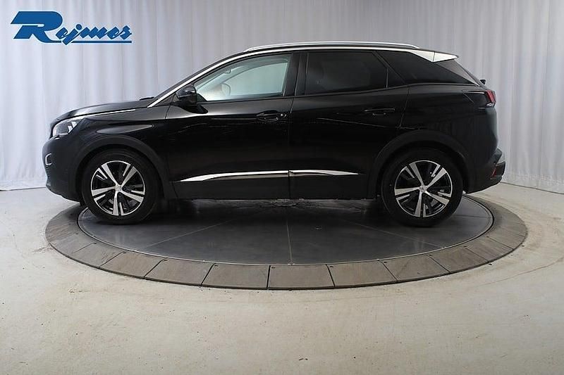 Begagnad Peugeot 3008 Allure 131 HK (96 kW) 2018 Svart SUV