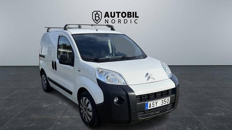 Vit Begagnad 2012 Citroën Nemo Minibuss | 42 000 kr (Dyr) - Bild 1/4