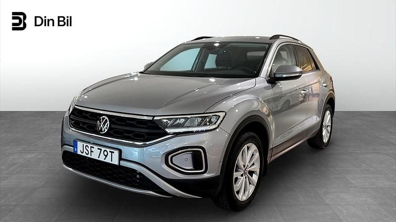 Silver Begagnad 2025 VW T-Roc Edition SUV | 299 900 kr (Marknadspris) - Bild 1/4