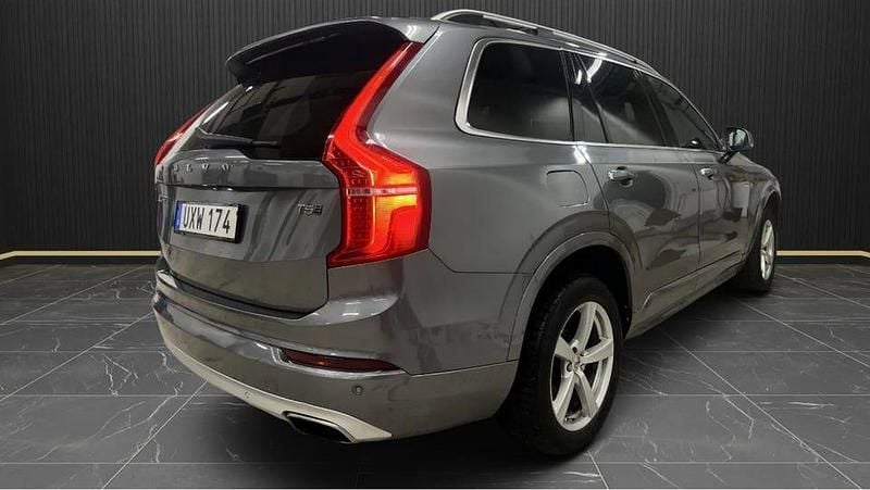 Begagnad Volvo XC90 Momentum 254 HK (186 kW) 2016 Grå SUV