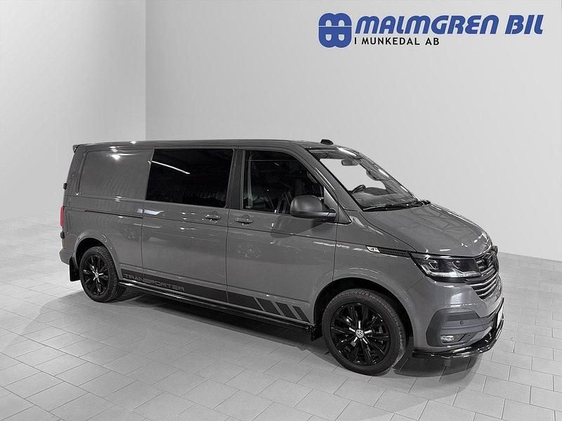 Grå Begagnad 2023 VW T6.1 Van | 936 250 kr - Bild 1/4