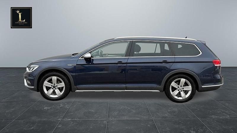 Begagnad VW Passat Alltrack 190 HK (139 kW) 2015 Mörkblå Kombi