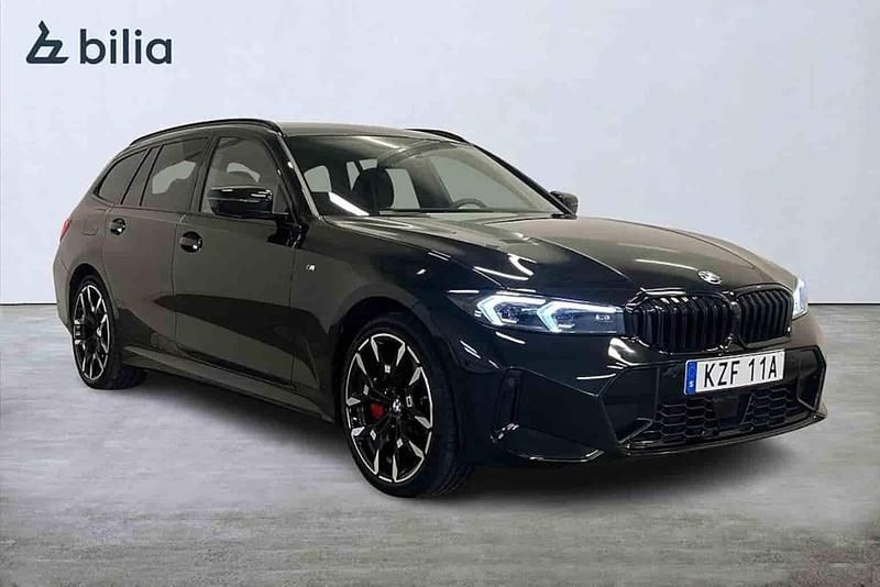 Svart Begagnad 2025 BMW 330e Kombi | 578 000 kr - Bild 1/1