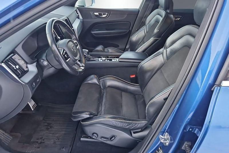 Begagnad Volvo XC60 314 HK (230 kW) 2018 Blå SUV