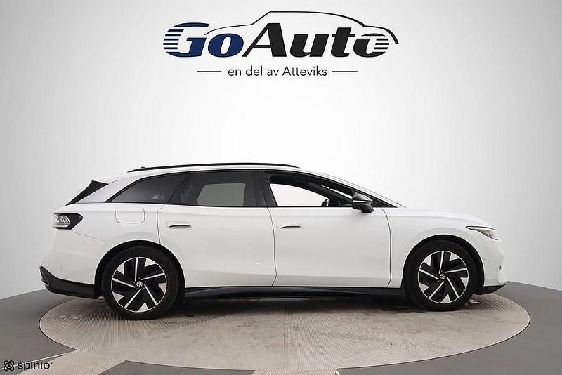 Begagnad VW ID.7 Pro 210 kW (286 HK) 2024 Vit Kombi