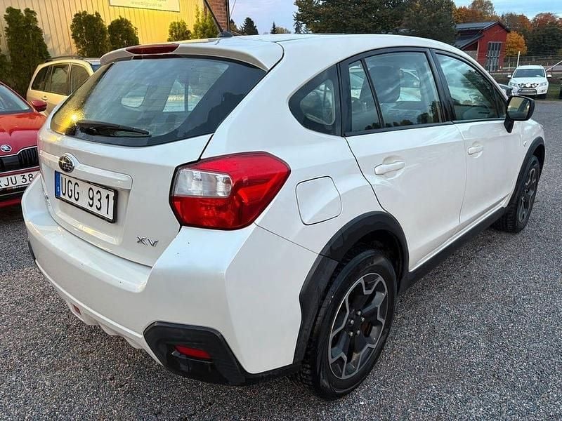Begagnad Subaru XV 150 HK (110 kW) 2011 Vit SUV