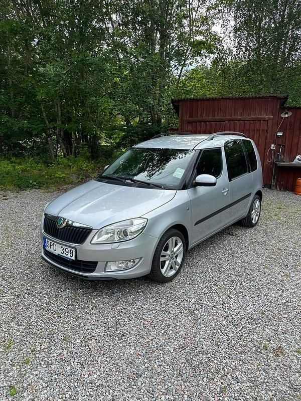 Begagnad 2013 Skoda Roomster Minibuss | 35 000 kr (Marknadspris) - Bild 1/4