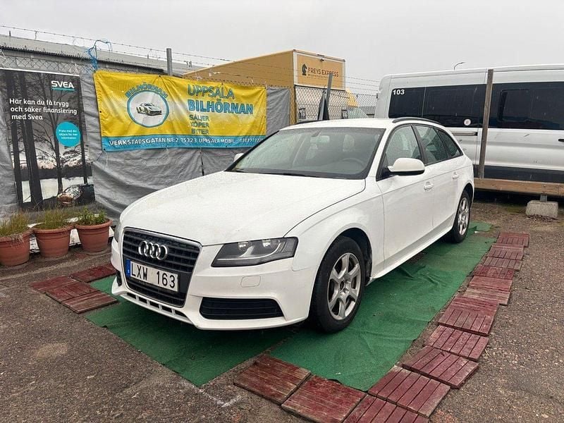 Vit Begagnad 2011 Audi A4 Kombi | 54 900 kr (Bra pris) - Bild 1/4
