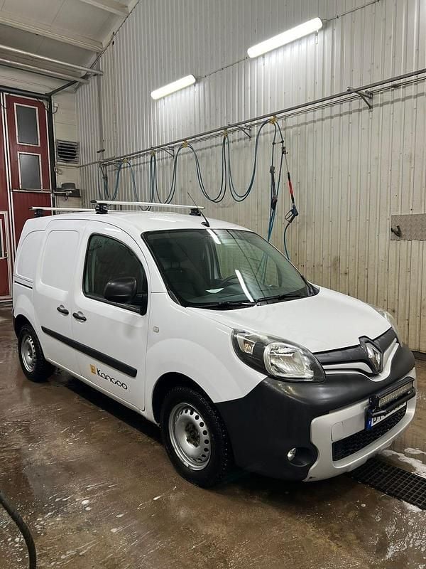 Begagnad Renault Kangoo 90 HK (66 kW) 2014 Minibuss