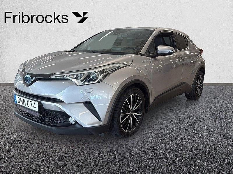 Grå Begagnad 2016 Toyota C-HR Executive SUV | 194 800 kr (Marknadspris) - Bild 1/4