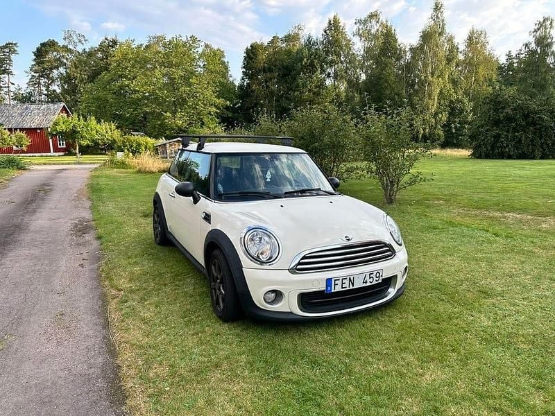 Begagnad 2014 Mini ONE Halvkombi | 50 000 kr (Superpris) - Bild 1/2