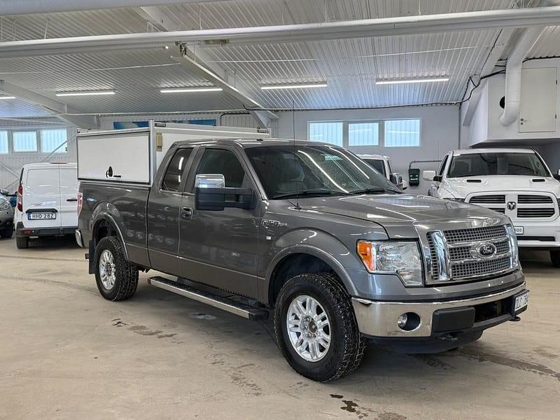 Begagnad Ford F-150 Lariat 370 HK (272 kW) 2012 Grå Pickup