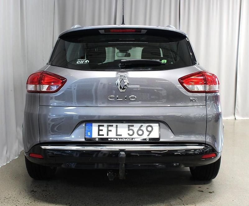 Begagnad Renault Clio GrandTour 90 HK (66 kW) 2014 Grå Kombi