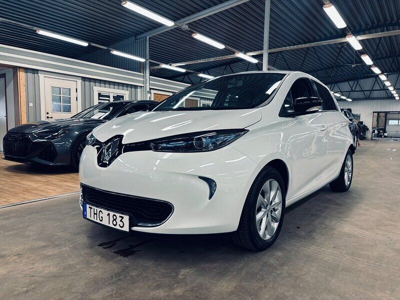 Vit Begagnad 2016 Renault Zoe Halvkombi | 79 900 kr (Bra pris) - Bild 1/4