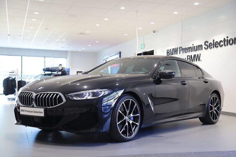 Svart Begagnad 2020 BMW 840 M Sport Sportkupé | 579 000 kr - Bild 1/3