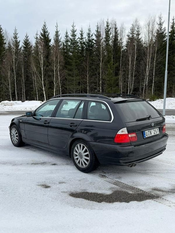 Begagnad BMW 320 170 HK (125 kW) 2004 Kombi