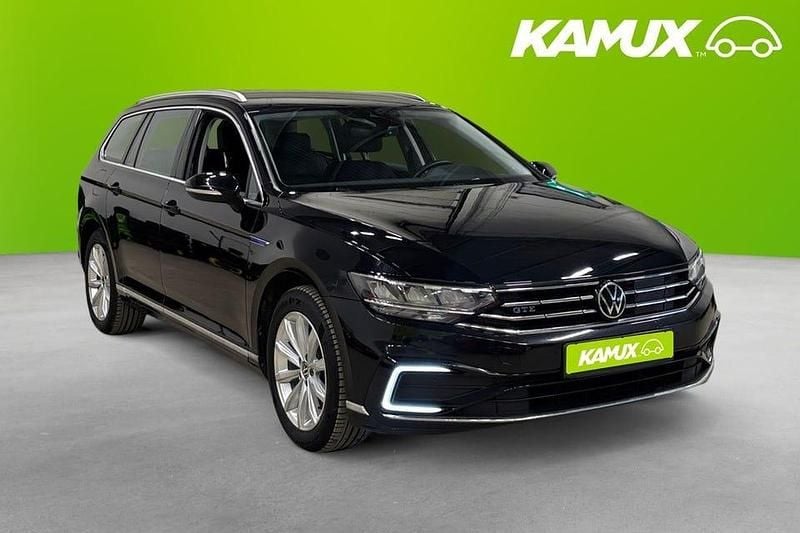 Begagnad VW Passat GTE 218 HK (160 kW) 2021 Svart Kombi