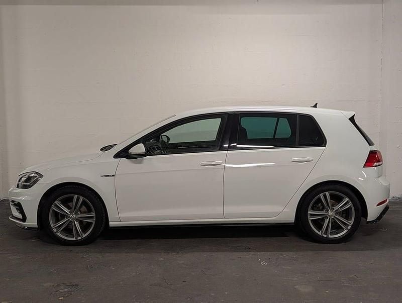Begagnad VW Golf VII GT 150 HK (110 kW) 2020 Vit Halvkombi