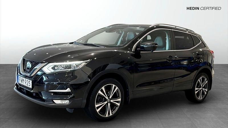 Svart (black) Begagnad 2018 Nissan Qashqai SUV | 159 900 kr (Marknadspris) - Bild 1/4
