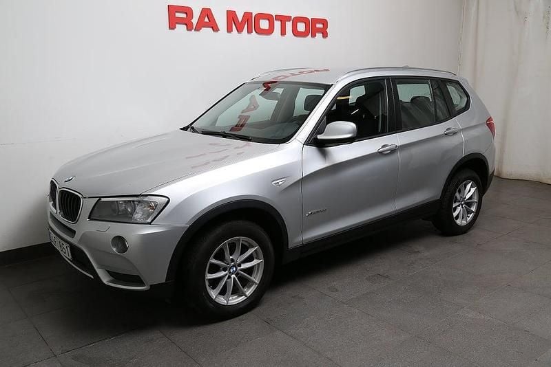 Begagnad BMW X3 184 HK (135 kW) 2012 Ljusgrå SUV