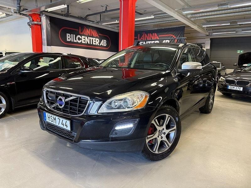 Svart Begagnad 2011 Volvo XC60 Summum SUV | 89 000 kr (Marknadspris) - Bild 1/4