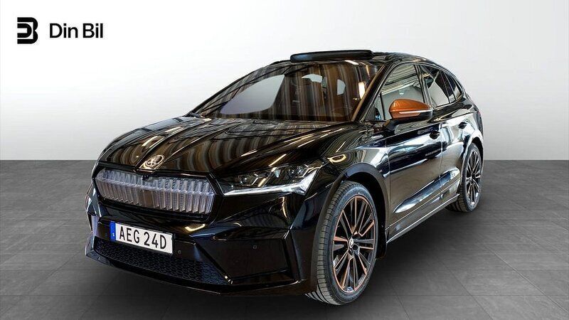 Svart Begagnad 2022 Skoda Enyaq iV SUV | 399 900 kr (Marknadspris) - Bild 1/4