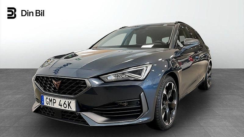 Grå (magnetic tech metallic) Begagnad 2023 Cupra Leon Kombi | 269 900 kr (Marknadspris) - Bild 1/4