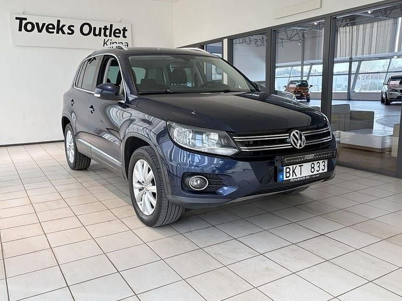Begagnad VW Tiguan 180 HK (132 kW) 2014 Blå SUV
