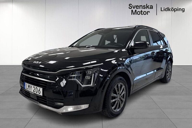 Svart Begagnad 2022 Kia Niro Advance SUV | 349 900 kr (Lite dyr) - Bild 1/4