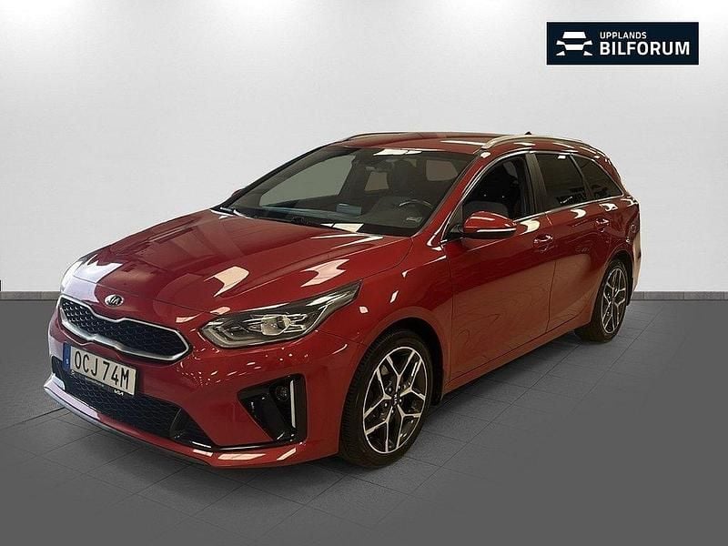Röd Begagnad 2019 Kia Ceed Sportswagon GT-Line Kombi | 179 000 kr (Marknadspris) - Bild 1/4