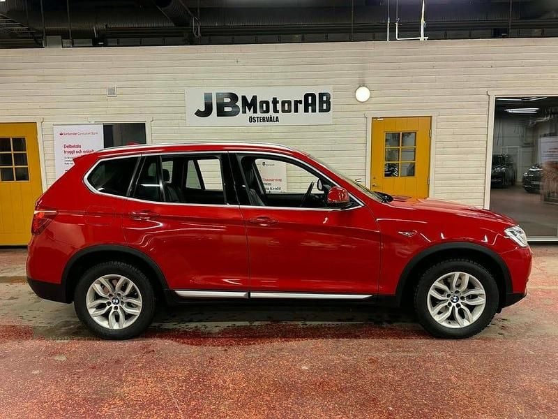 Röd Begagnad 2015 BMW X3 xLine SUV | 179 000 kr (Marknadspris) - Bild 1/4