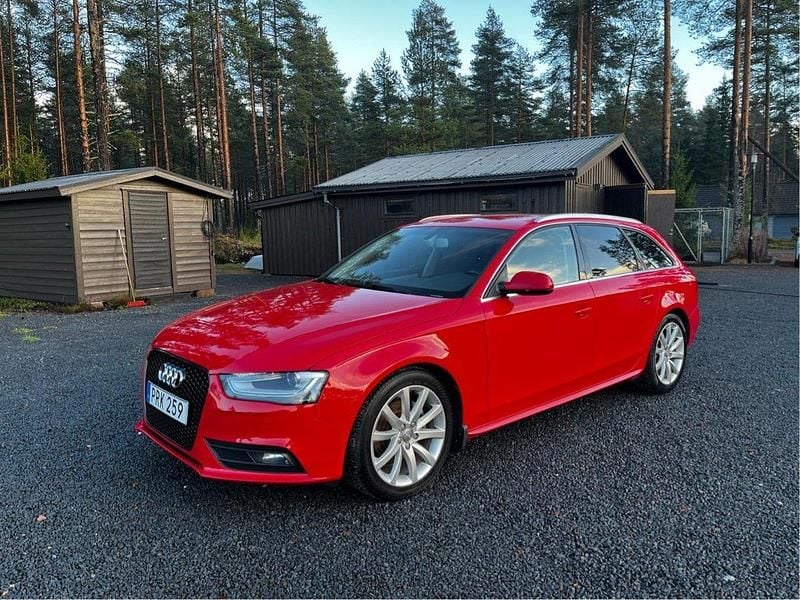 Röd Begagnad 2013 Audi A4 Kombi | 84 000 kr (Marknadspris) - Bild 1/4