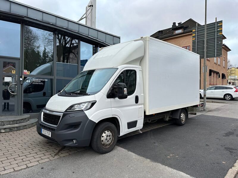 Vit Begagnad 2016 Peugeot Boxer Van | 164 900 kr - Bild 1/4