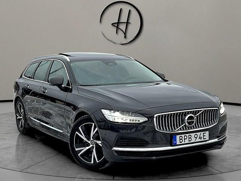 Begagnad Volvo V90 Inscription 253 HK (186 kW) 2021 Grå Kombi