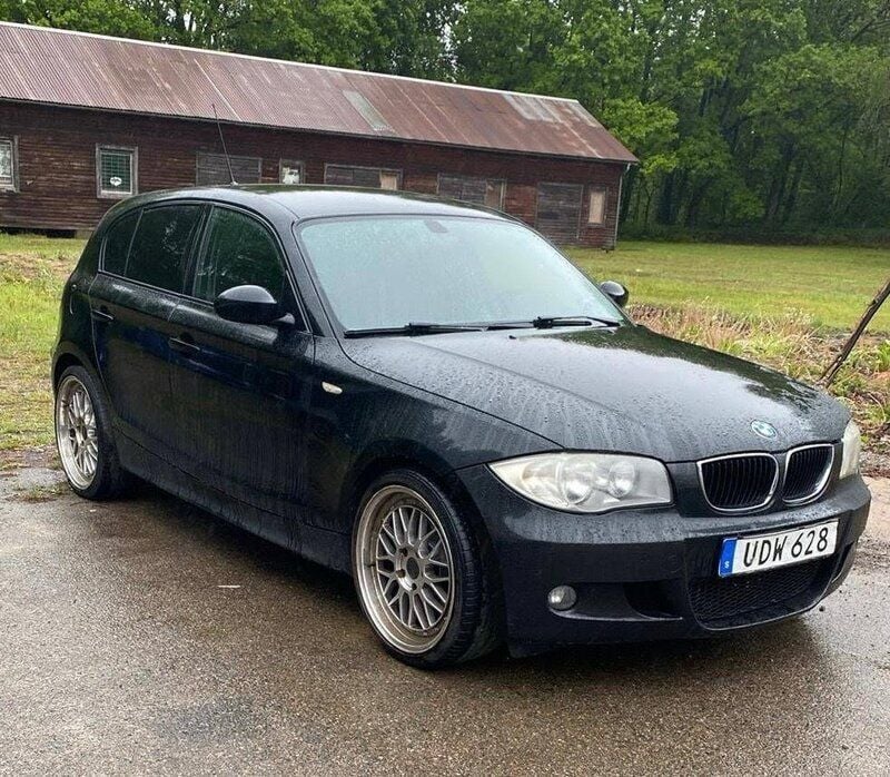 Begagnad 2007 BMW 116 Halvkombi | 28 000 kr (Marknadspris) - Bild 1/4