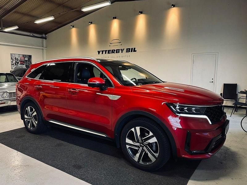 Röd Begagnad 2021 Kia Sorento 3 SUV | 329 900 kr (Superpris) - Bild 1/4
